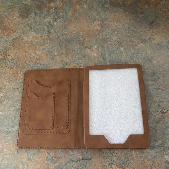 Brown Kindle Case NWOT - Picture 2 of 8